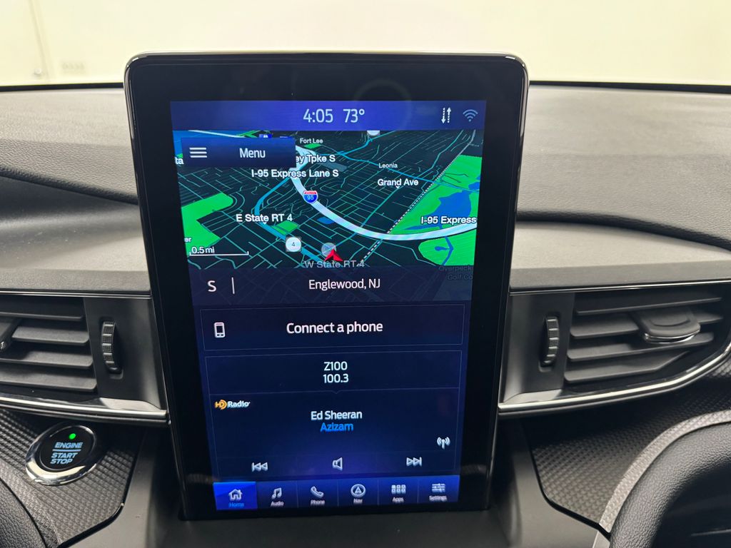 Vehicle image 19 of 43