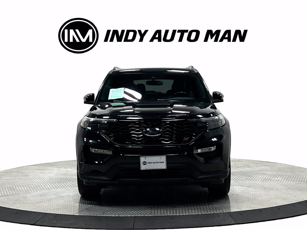 2020 Ford Explorer ST Image 2 of 45