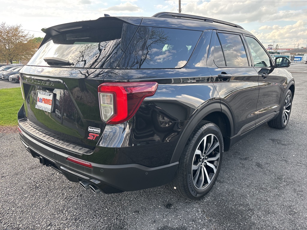 Vehicle image 4 of 50