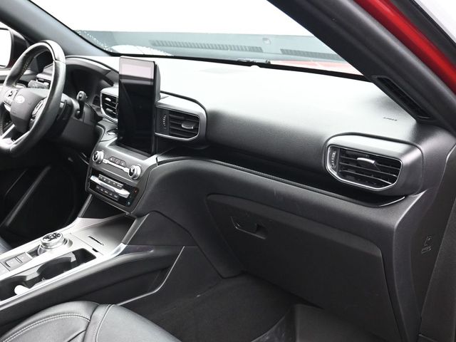 Vehicle image 32 of 57