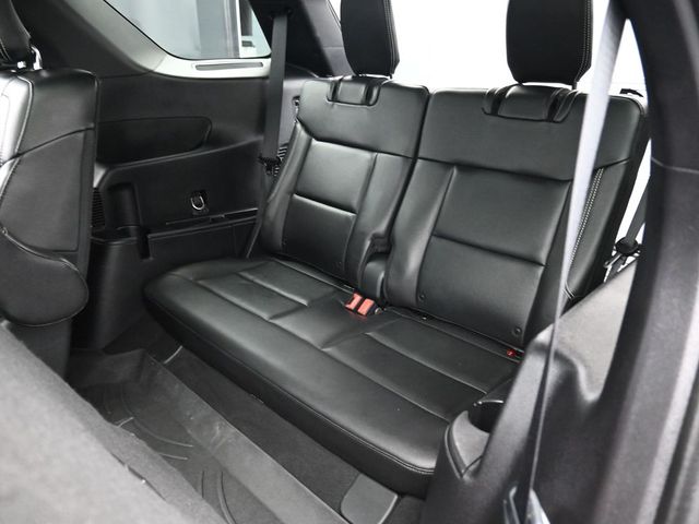 Vehicle image 29 of 57