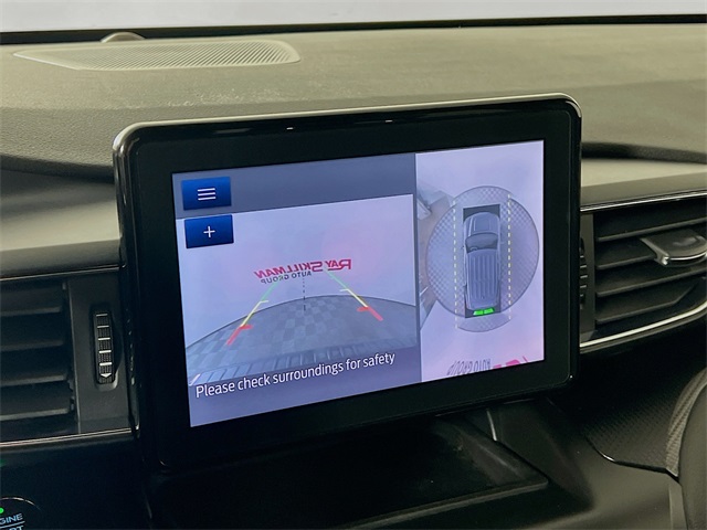 Vehicle image 18 of 42