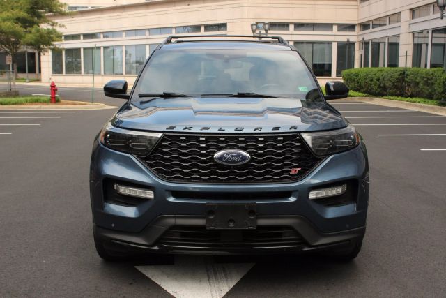 Vehicle image 1 of 60