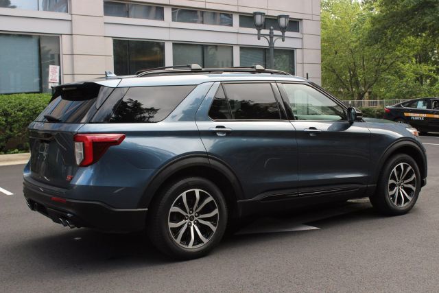 Vehicle image 5 of 60