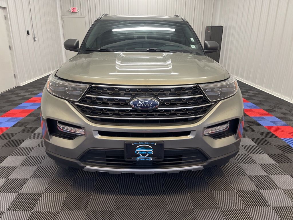 Vehicle image 7 of 22