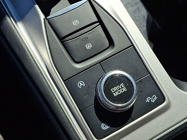 2020 Ford Explorer XLT Image 21 of 43