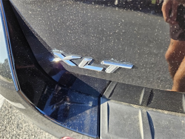Vehicle image 10 of 10