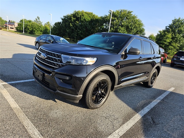 Vehicle image 1 of 10
