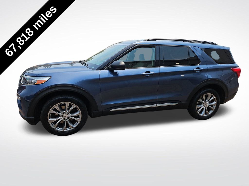 2020 Ford Explorer XLT Image 2 of 28