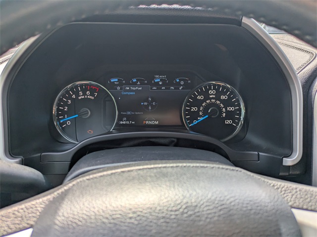 Vehicle image 27 of 32