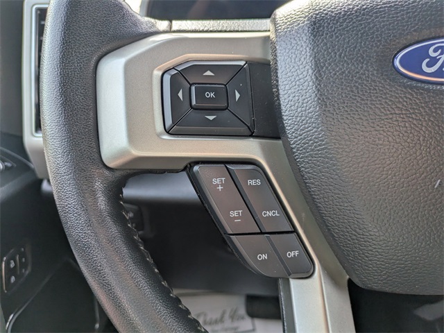 Vehicle image 28 of 32