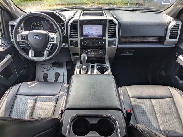 Vehicle image 15 of 32