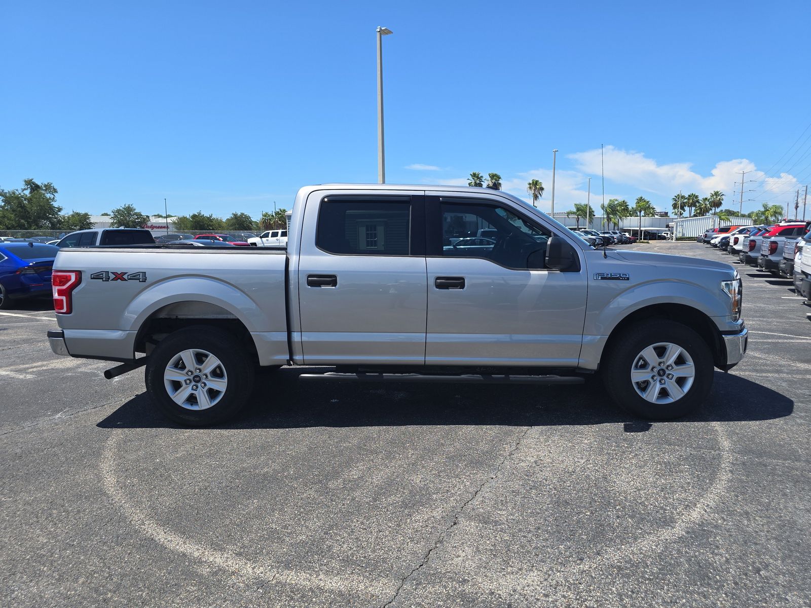 2020 Ford F-150 XLT Image 3 of 28