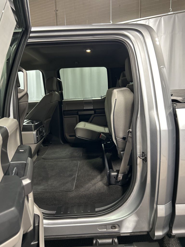 2020 Ford F-150 XLT Image 14 of 38