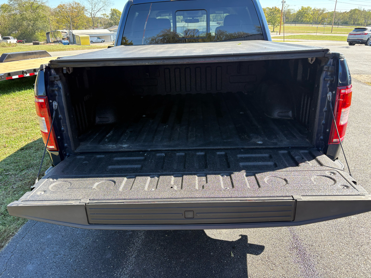 2020 Ford F-150 XLT Image 9 of 29