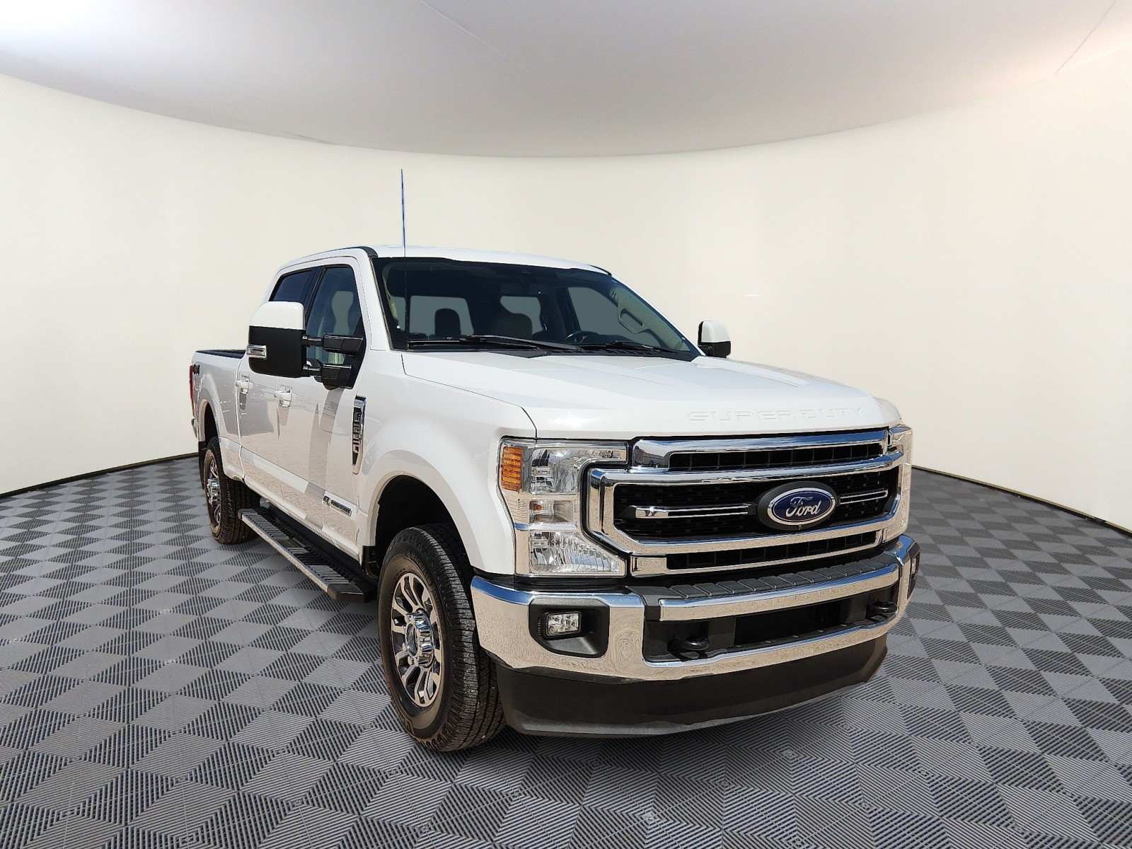 Vehicle image 2 of 20