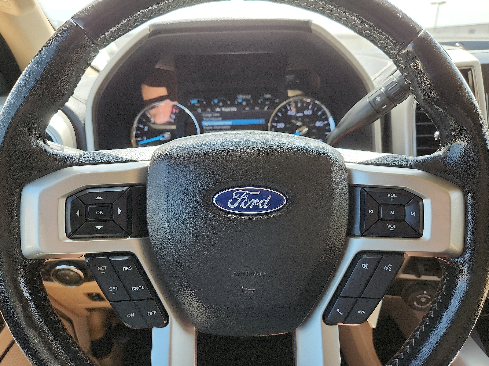 Vehicle image 19 of 20