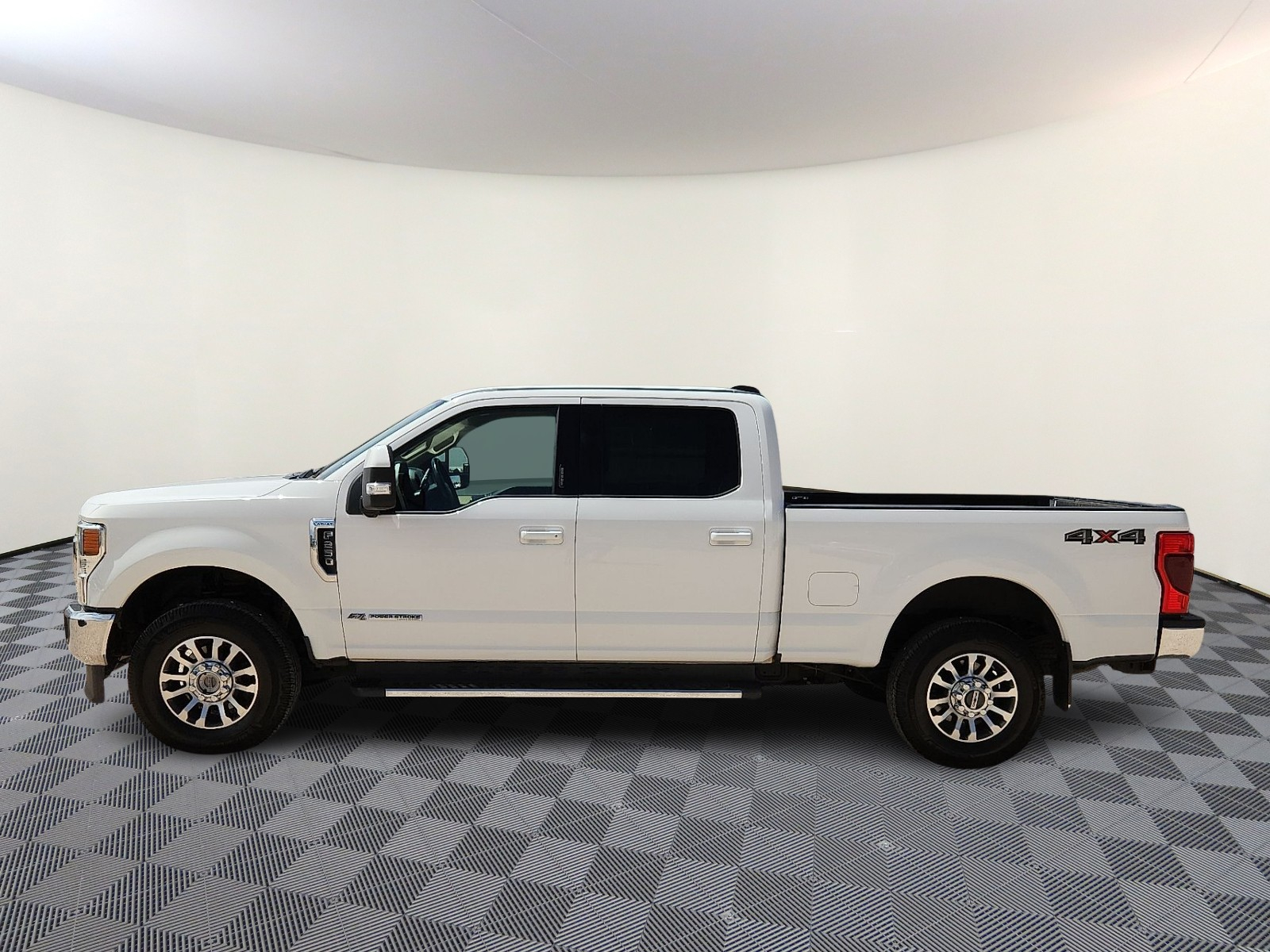 Vehicle image 6 of 20
