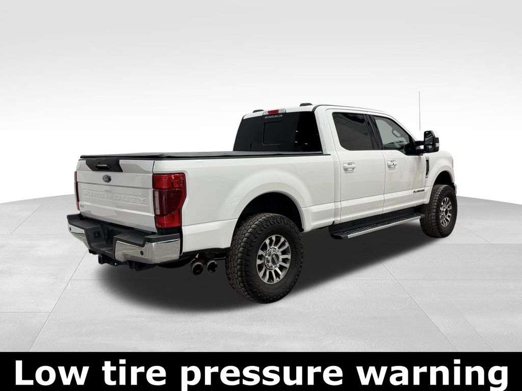 Vehicle image 4 of 41