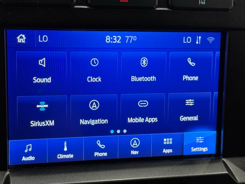 Vehicle image 24 of 41