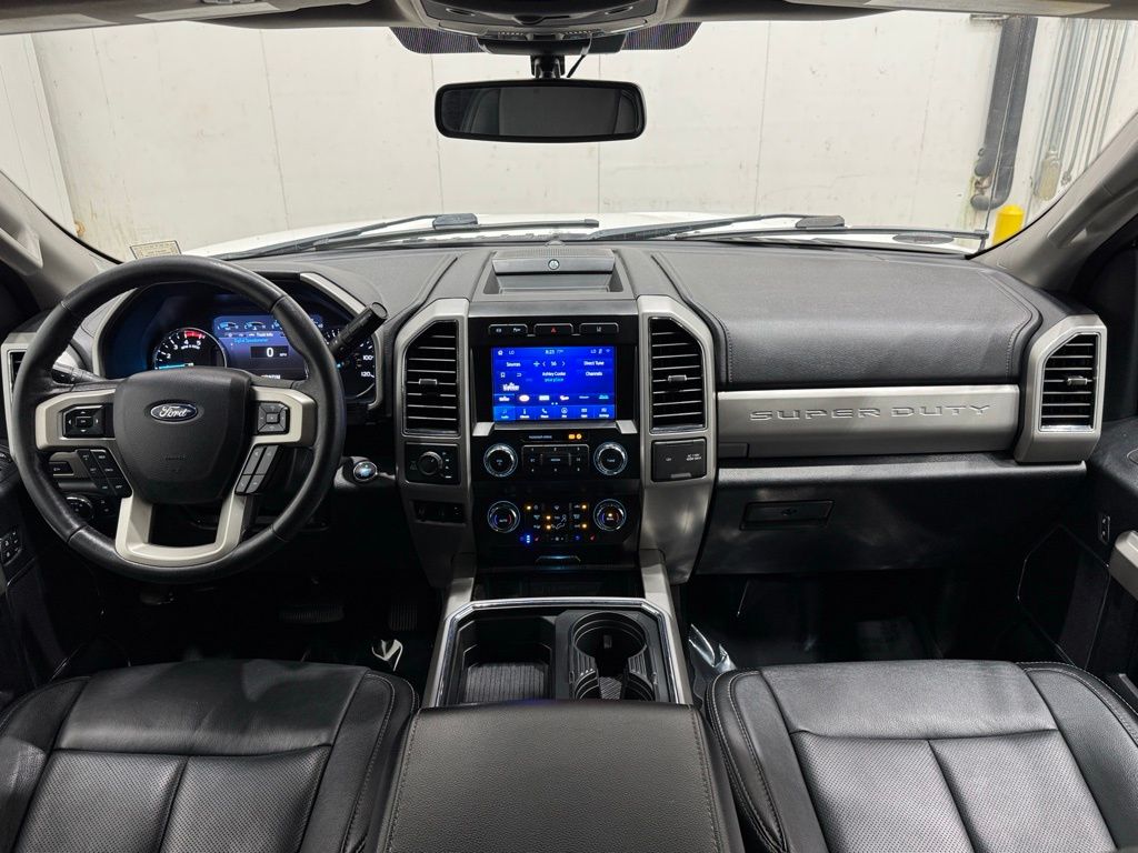 Vehicle image 13 of 41