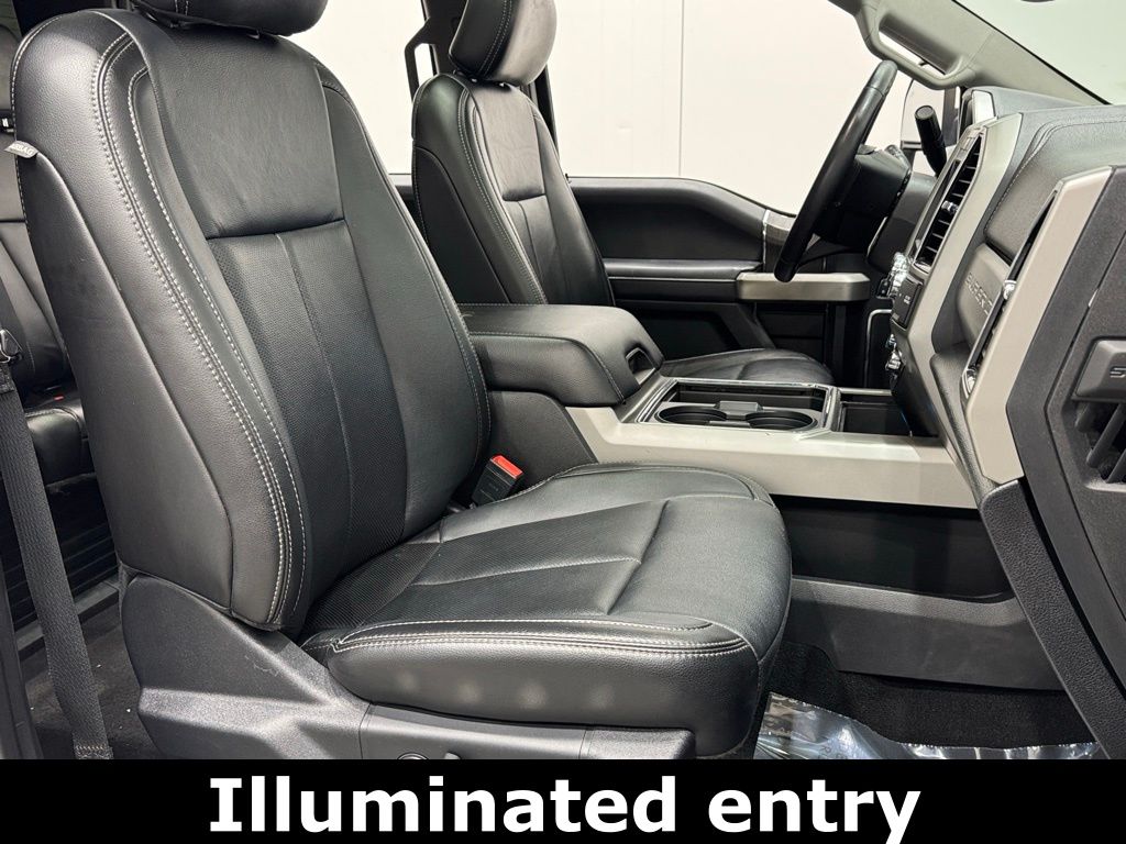 Vehicle image 10 of 41