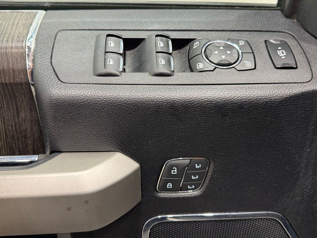 Vehicle image 41 of 41