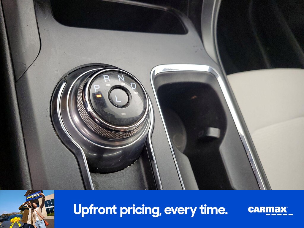 2020 Ford Fusion SE Image 23 of 27