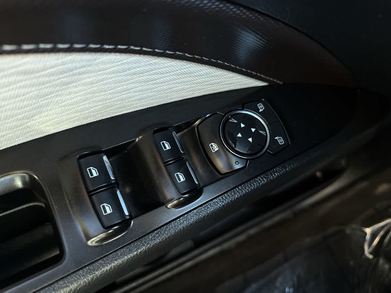 2020 Ford Fusion SE Image 24 of 24