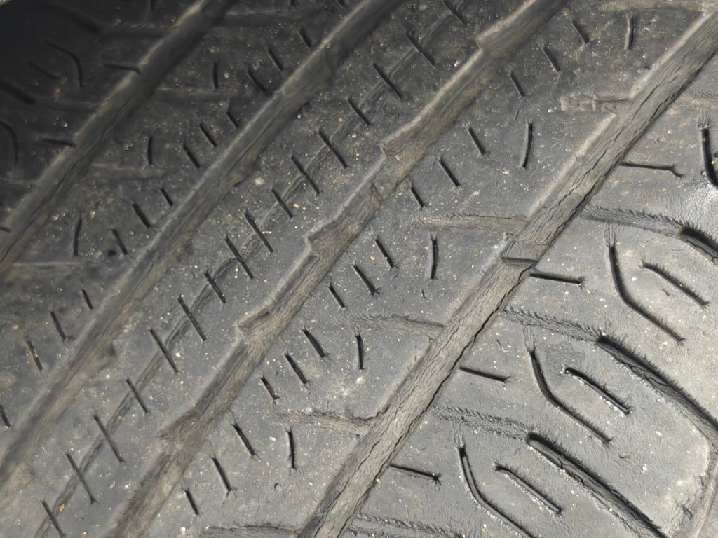 2020 Ford Fusion SE Image 12 of 49