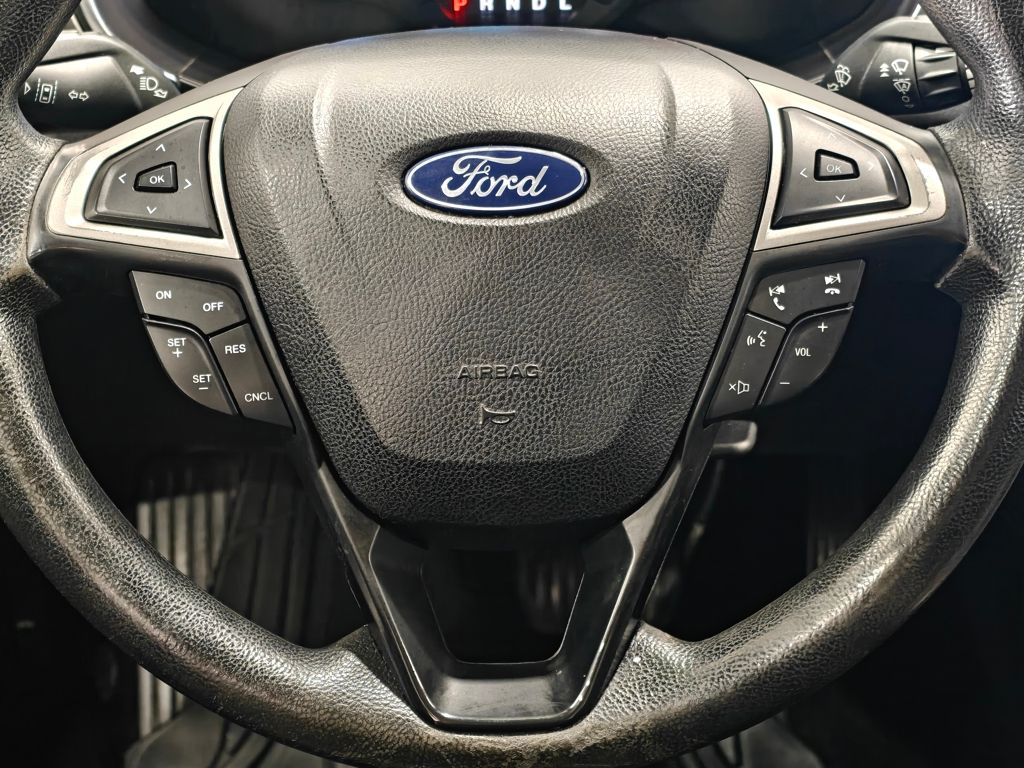 2020 Ford Fusion SE Image 20 of 49