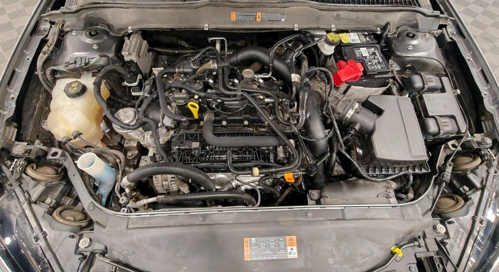 2020 Ford Fusion SE Image 10 of 49