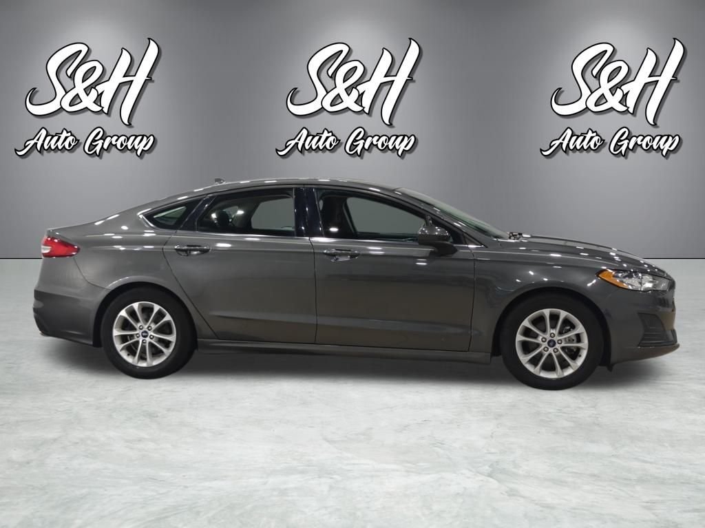 2020 Ford Fusion SE Image 5 of 49