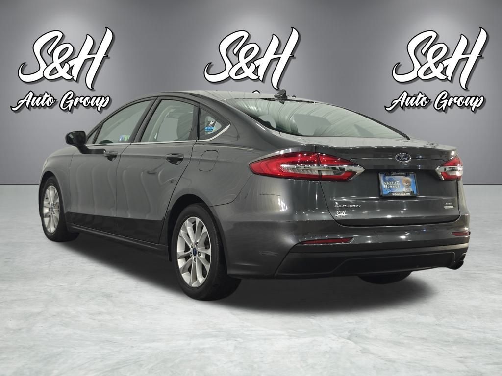 2020 Ford Fusion SE Image 8 of 49