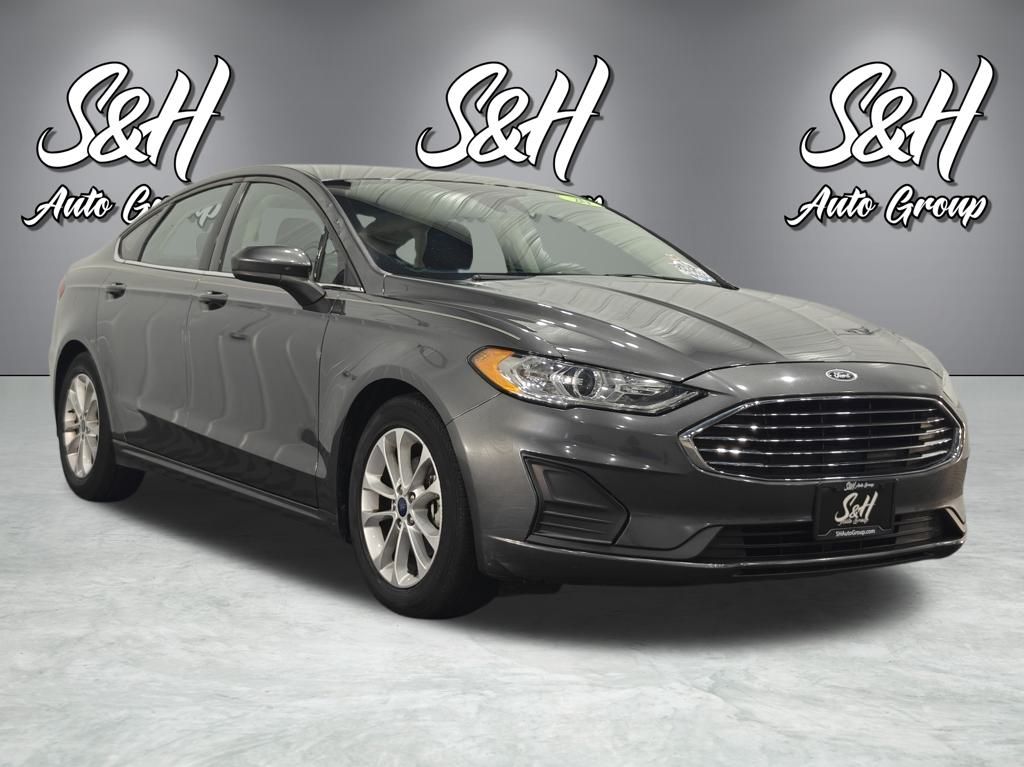 2020 Ford Fusion SE Image 3 of 49