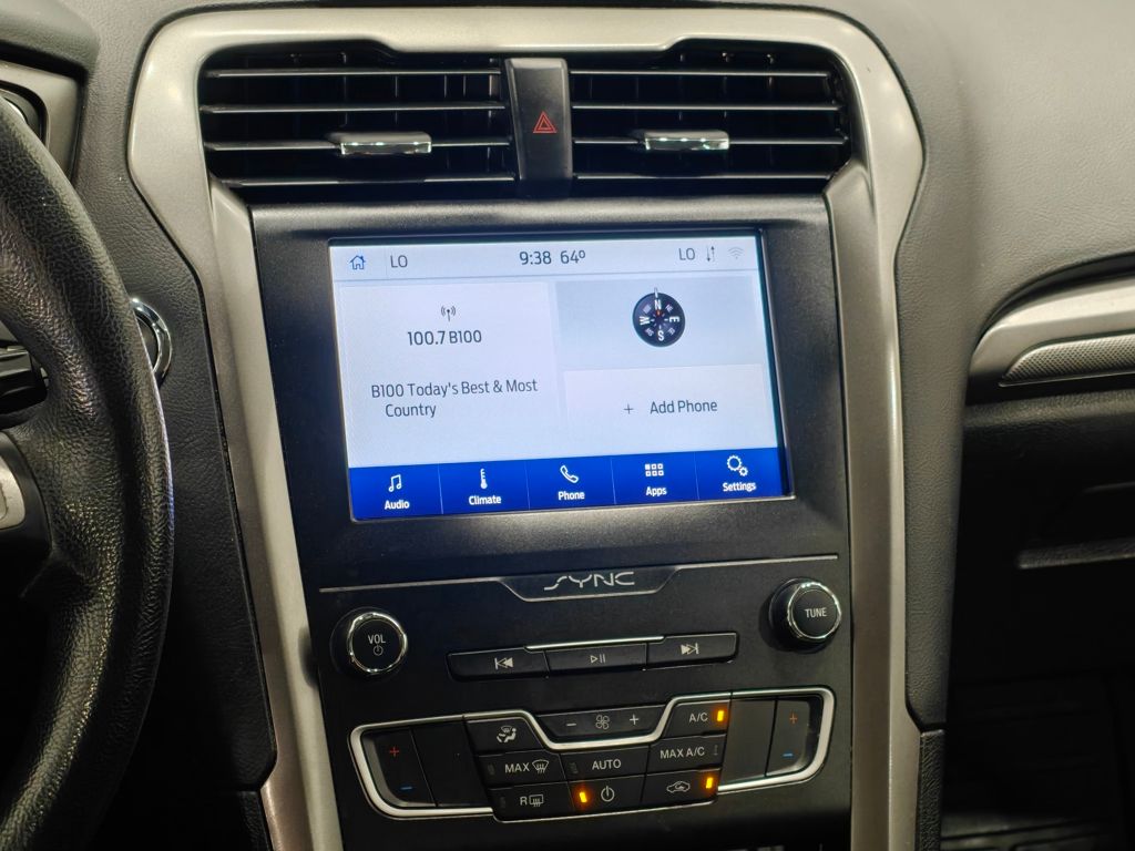 2020 Ford Fusion SE Image 22 of 49