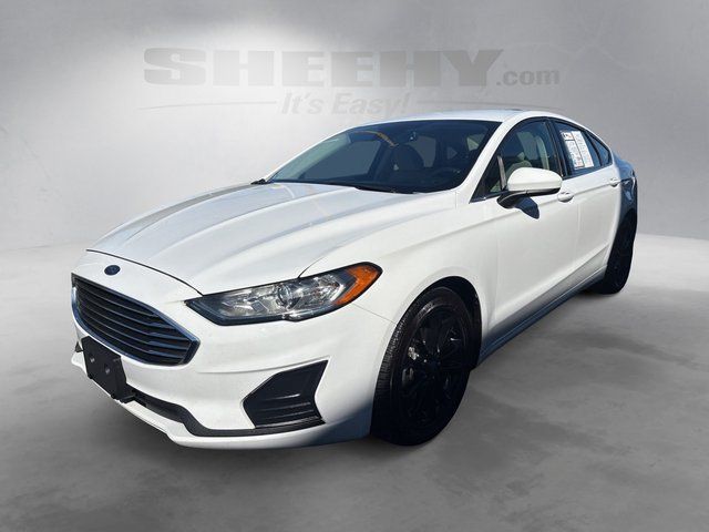 2020 Ford Fusion SE Image 1 of 20