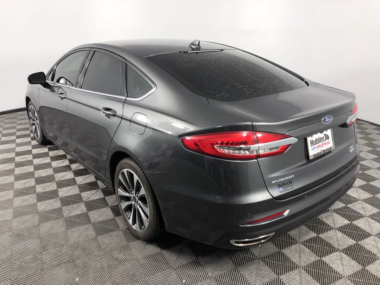 2020 Ford Fusion SE Image 8 of 21