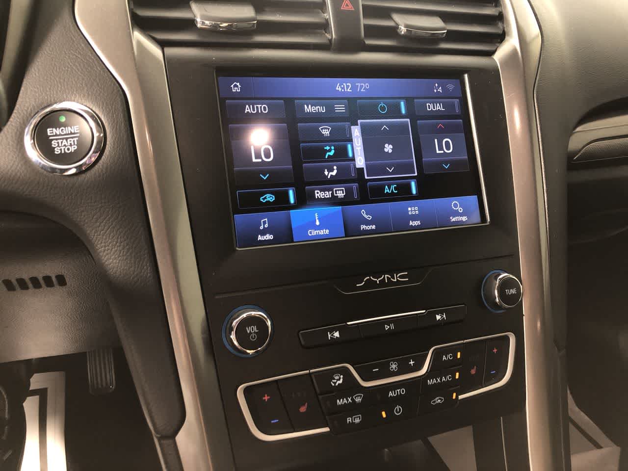 2020 Ford Fusion SE Image 19 of 21