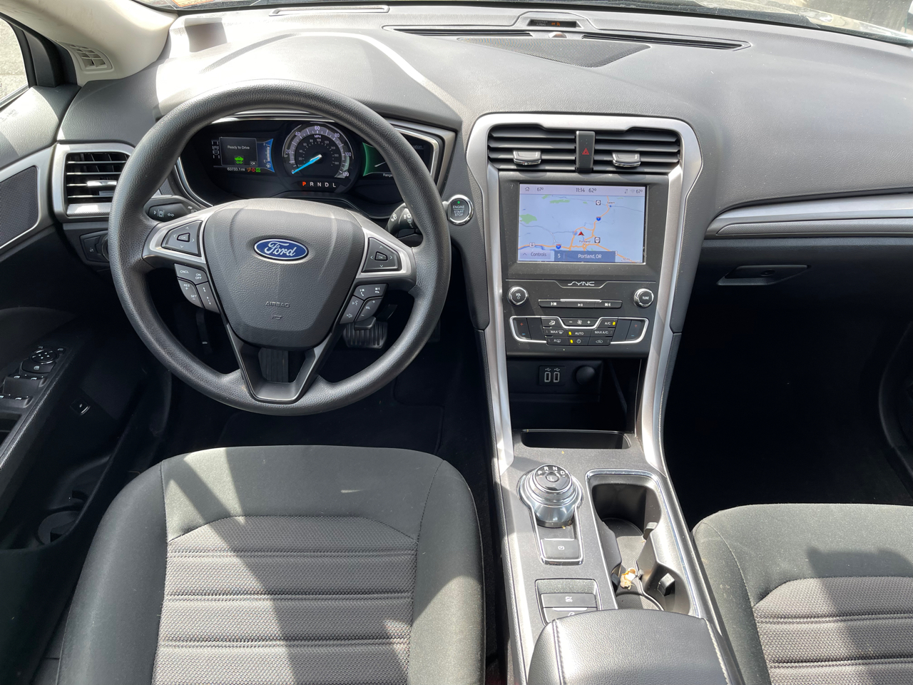 Vehicle image 17 of 32