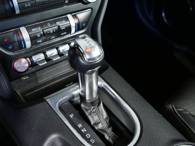 2020 Ford Mustang EcoBoost Premium Image 18 of 25