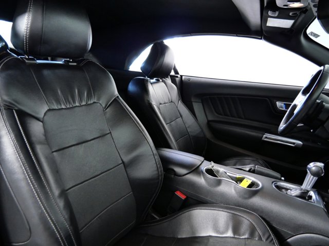 2020 Ford Mustang EcoBoost Premium Image 12 of 25