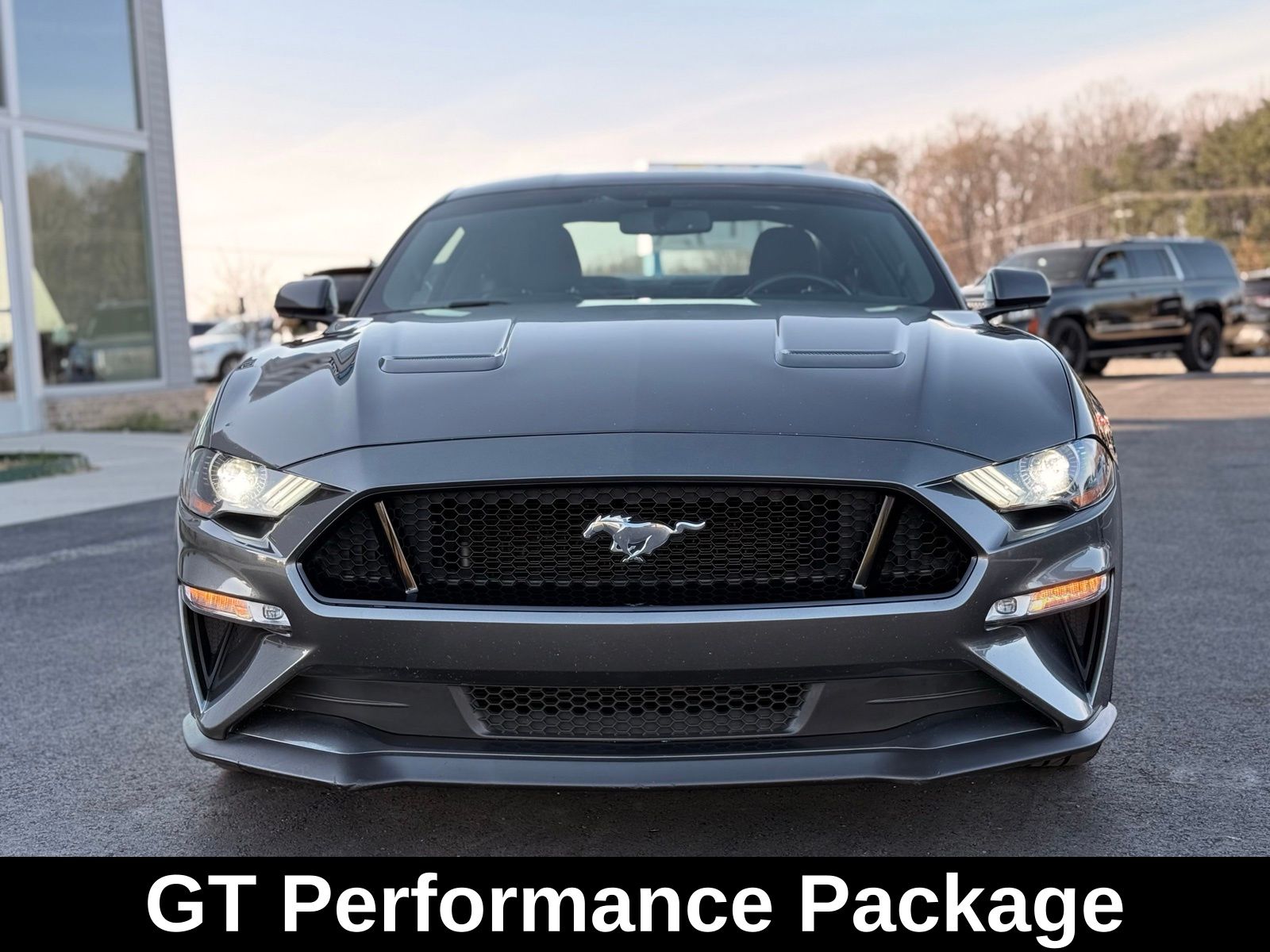 Vehicle image 4 of 34