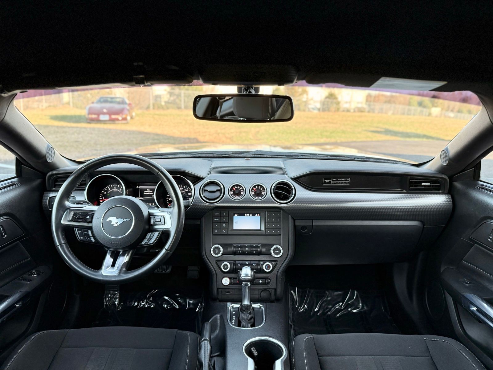 Vehicle image 22 of 34