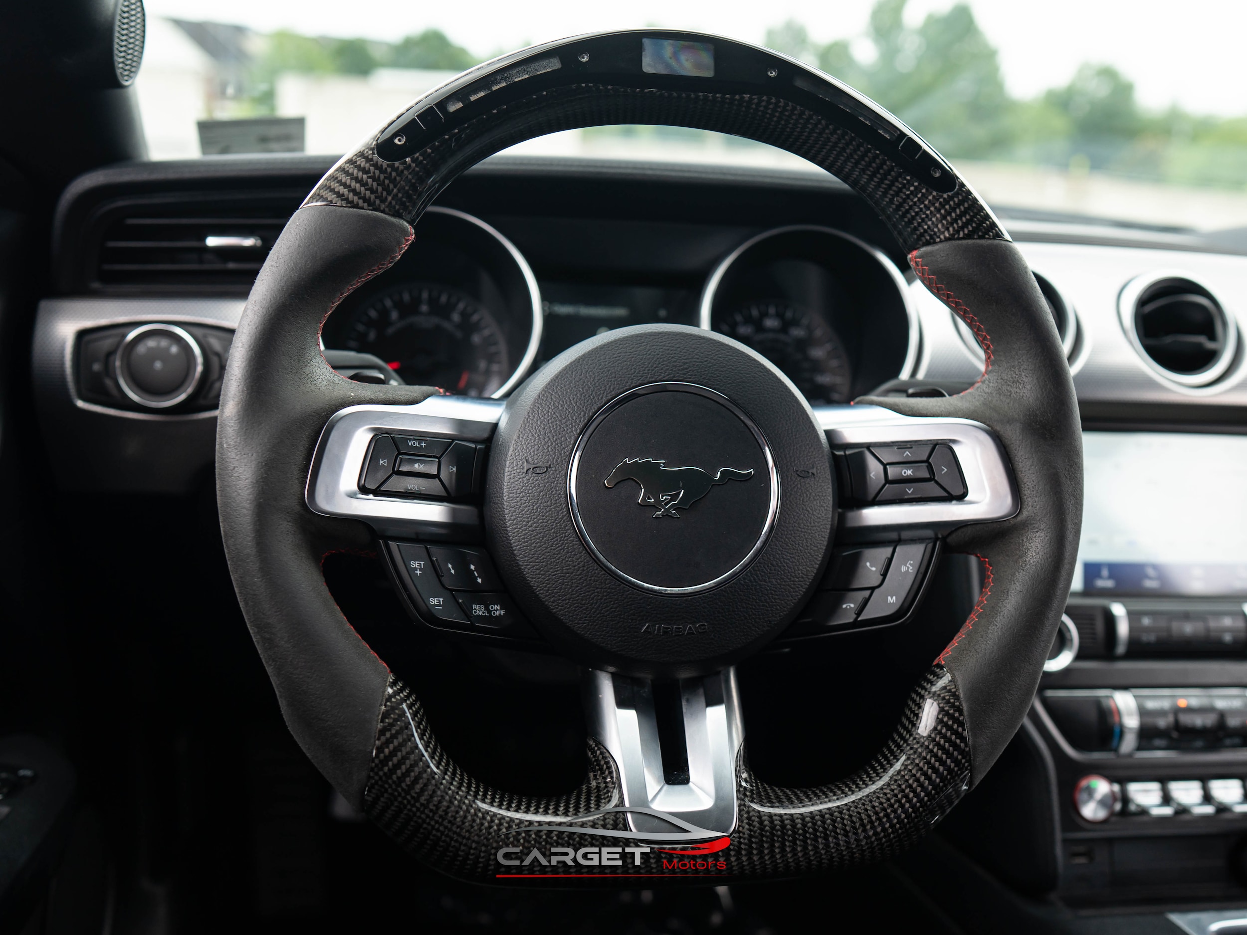 Vehicle image 16 of 46