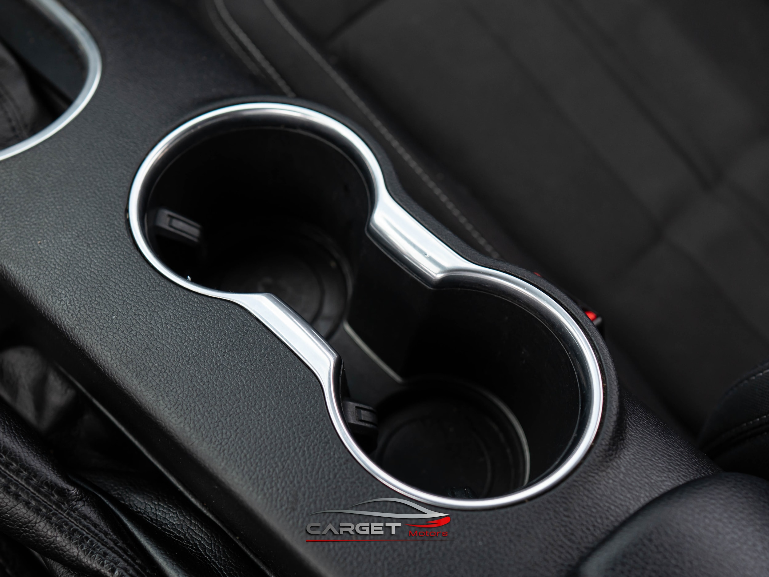 Vehicle image 28 of 46