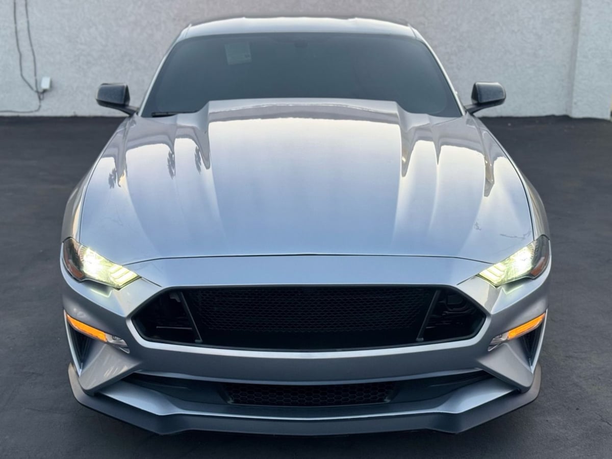Vehicle image 2 of 35