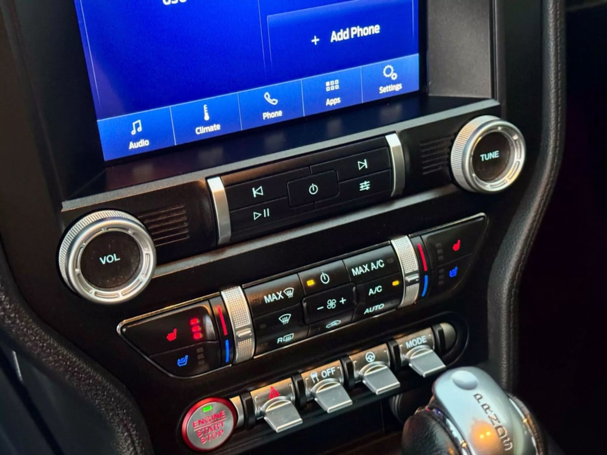 Vehicle image 22 of 35