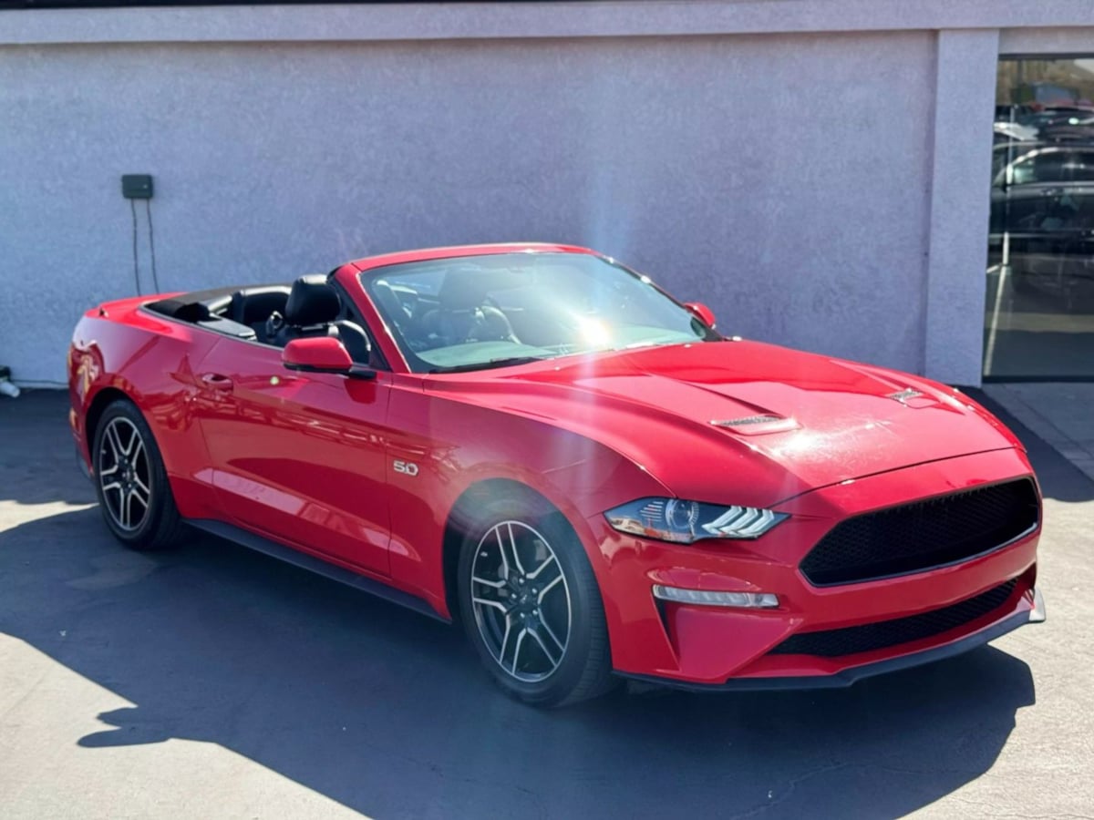 Vehicle image 4 of 32