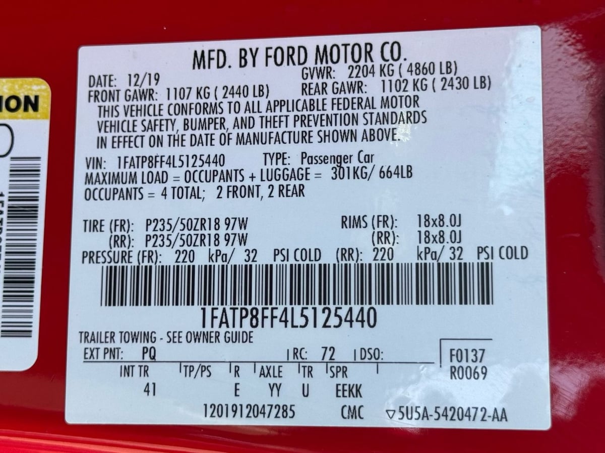 Vehicle image 26 of 32